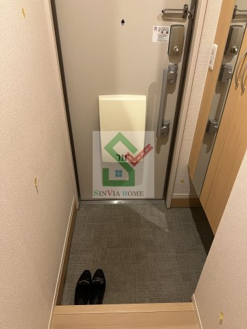 ステラルーチェの玄関