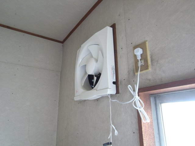池田市旭丘１丁目の店舗一部