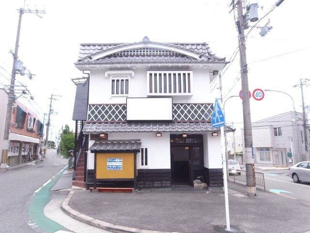 池田市旭丘１丁目の店舗一部