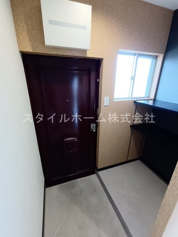 ハイツ東小浜の玄関