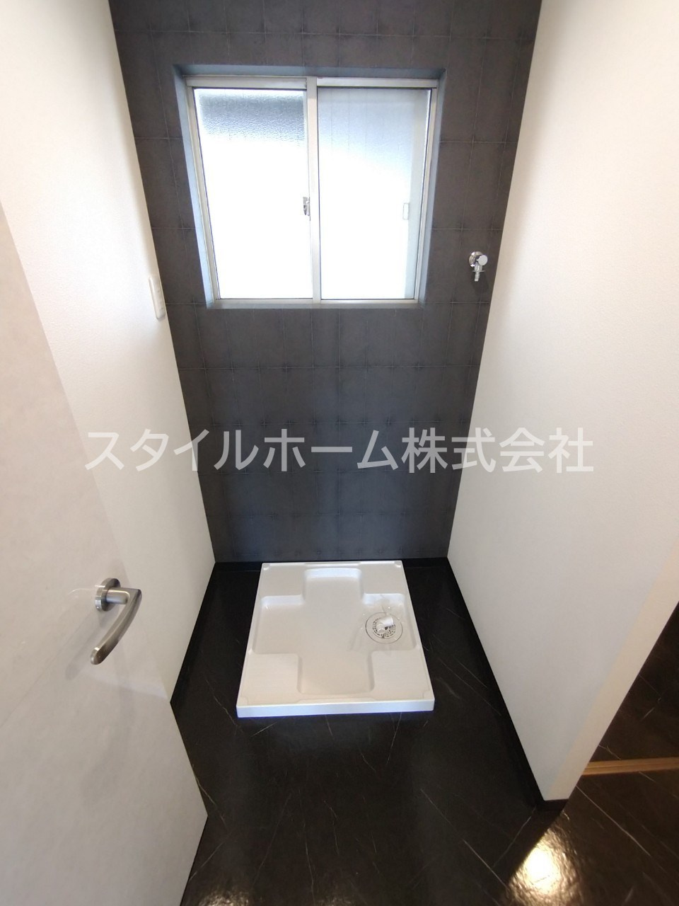ハイツ東小浜の洗面所