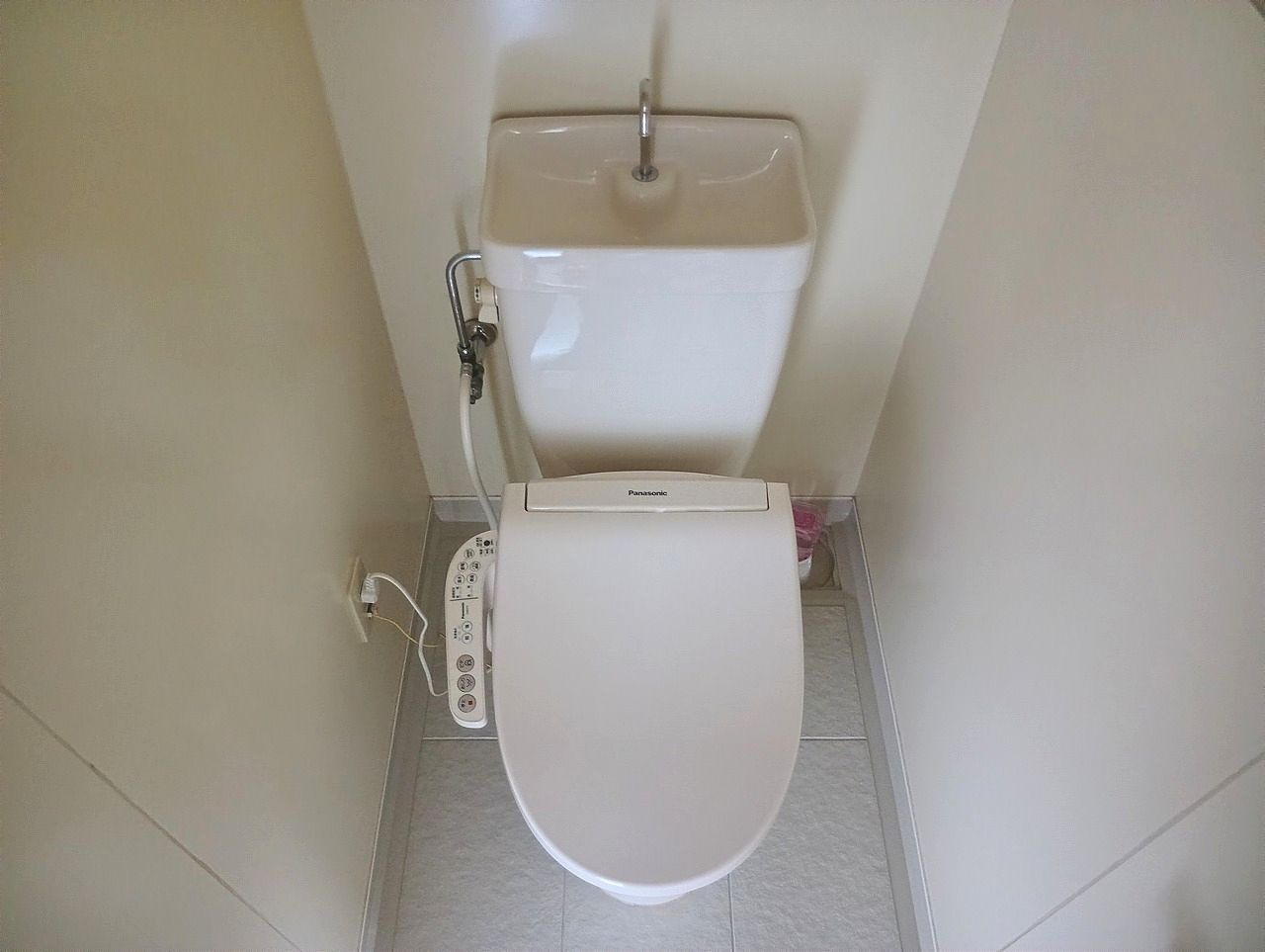 ラパンIshitateのトイレ|ゆったりとした空間のトイレです