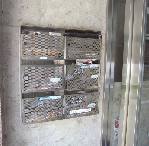 尼崎市東園田町２丁目の店舗事務所