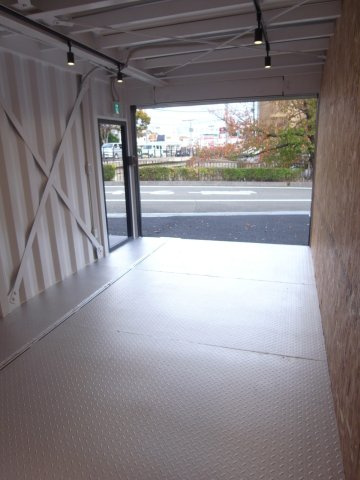 尼崎市大西町３丁目の倉庫