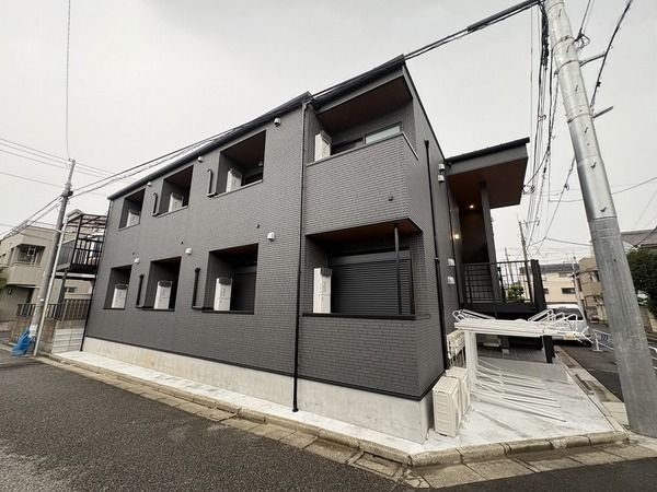 レガーロ・ソラーレの外観