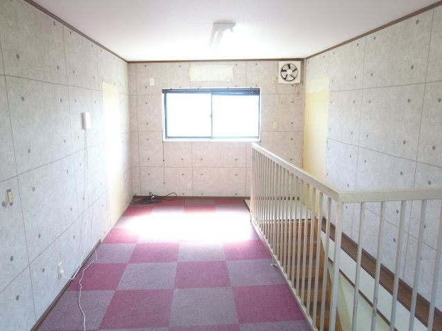 伊丹市桑津１丁目の倉庫