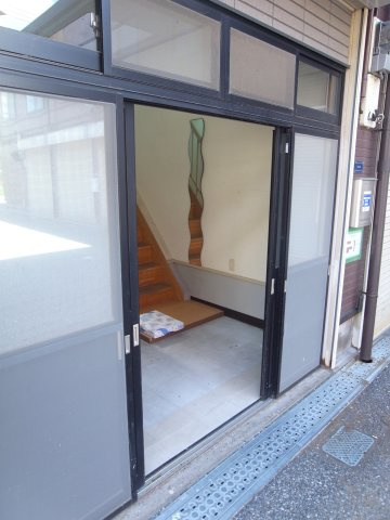 伊丹市桑津１丁目の倉庫