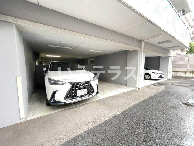 MJC神戸ハーバーウエストの駐車場