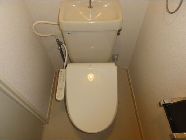 レスカール一番町のトイレ