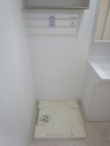 宝塚市美座２丁目の店舗事務所