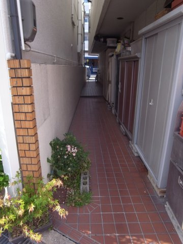 箕面市坊島１丁目の店舗事務所