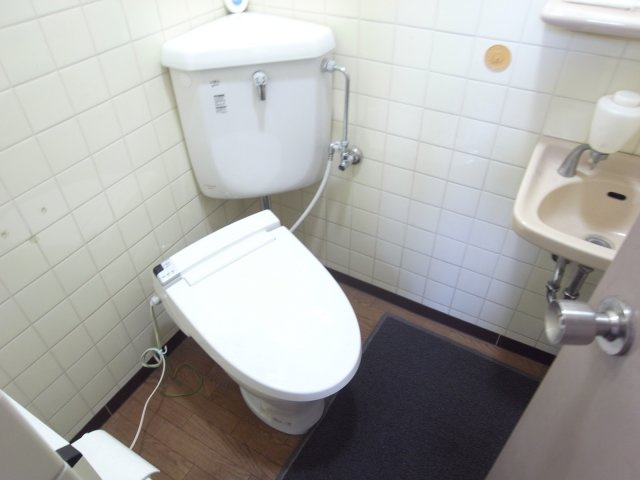 箕面市坊島１丁目の店舗事務所