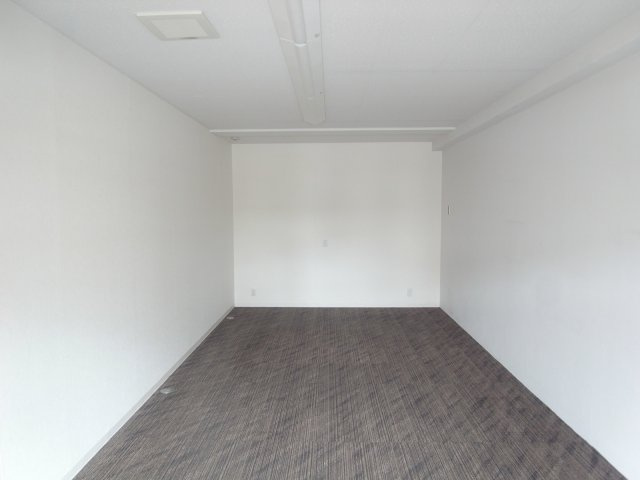 宝塚市山本丸橋２丁目の事務所
