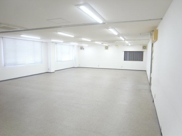 大和ビル 貸店舗・事務所
