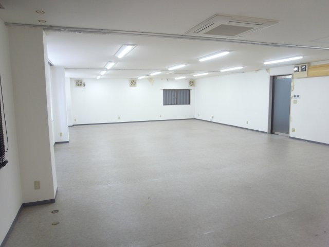 大和ビル 貸店舗・事務所