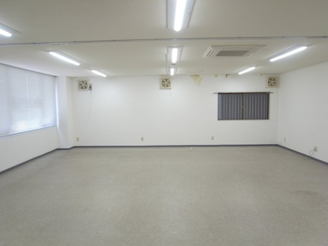 大和ビル 貸店舗・事務所