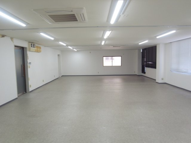 大和ビル 貸店舗・事務所