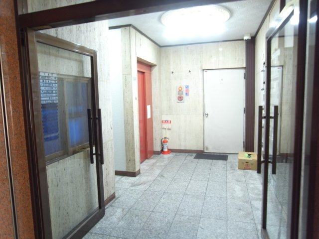 大和ビル 貸店舗・事務所