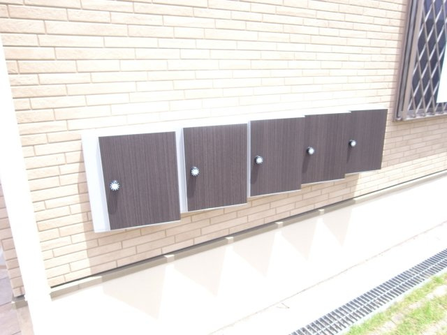 箕面市牧落３丁目の倉庫