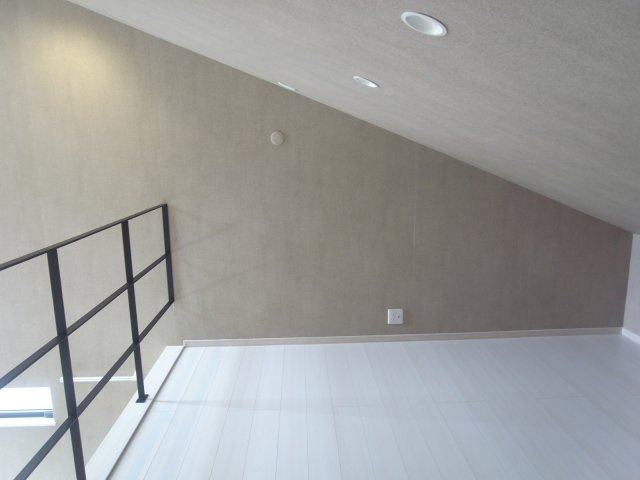 宝塚市美幸町の倉庫