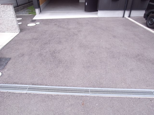 宝塚市美幸町の倉庫
