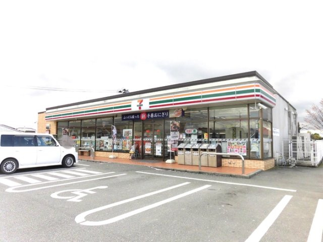 アールエム吉尾 B棟|セブンイレブン 都城高専前店