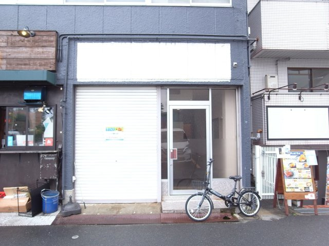 豊中市中桜塚２丁目の店舗事務所