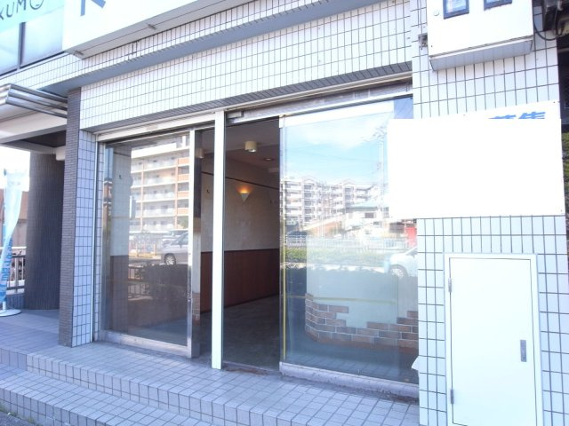 豊中市赤阪１丁目の店舗一部