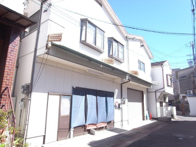 豊中市庄内東町３丁目の店舗事務所