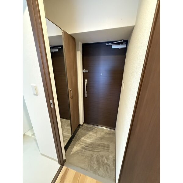 FREEDOMresidence堺深井沢町の玄関
