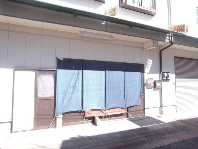 豊中市庄内東町３丁目の倉庫