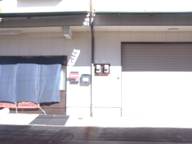 豊中市庄内東町３丁目の倉庫