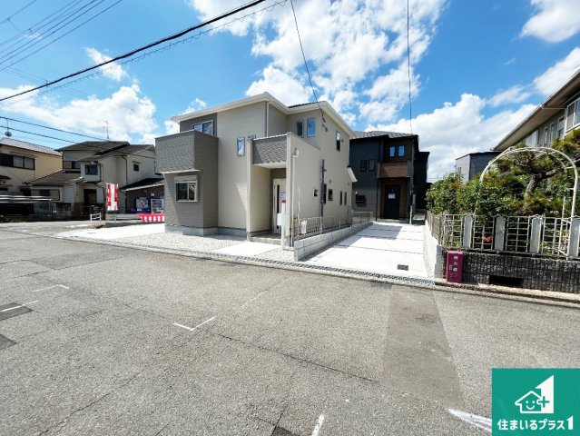 ●12(土)13(日)現地説明会！　奈良市五条畑　第6期　全2邸の前面道路含む現地写真|周辺は閑静な住宅街！前面道路広々で車の出し入れも便利です。駐車が苦手な方でも安心して車庫入れできます！
