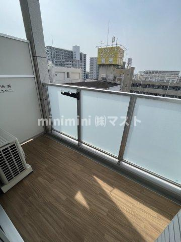 ララプレイス梅田西イルミナーレのバルコニー