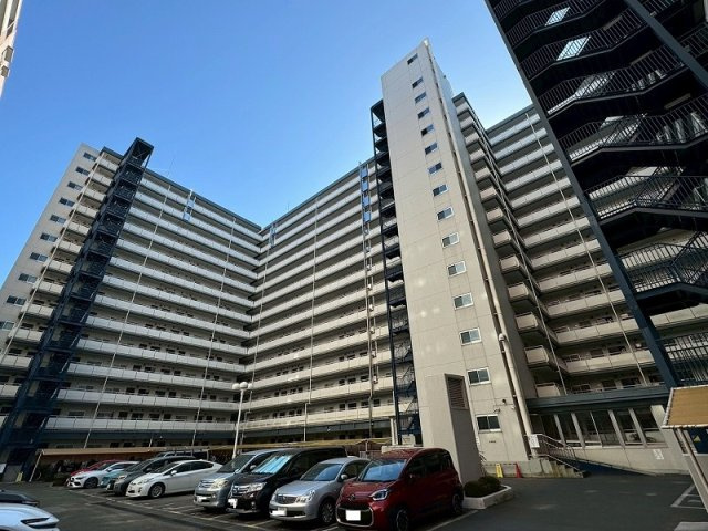 大森ハイツの外観|「大森海岸」駅徒歩２分！耐震基準適合マンション、大森ハイツは即日現地案内可能となっておりますので、お気軽にお問い合わせください！
