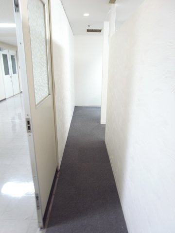 尼崎市南塚口町２丁目の店舗事務所