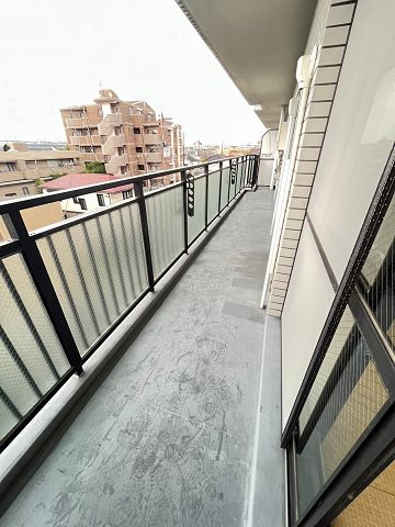 シャトレーヌ夙川のバルコニー