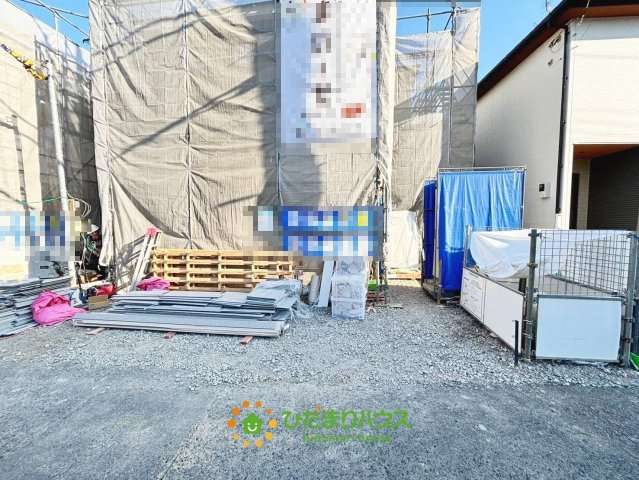 久喜市久喜北　新築一戸建て　02　リーブルガーデンの駐車場|2026/10/9　撮影