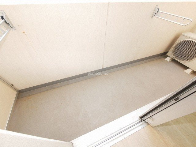 エグゼ難波南Ⅱのバルコニー