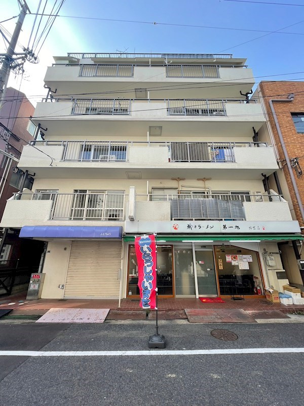 タウンハイツ板宿の外観