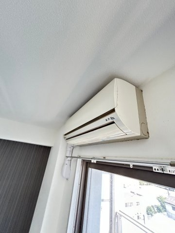 アジュール水堂の居間・リビング