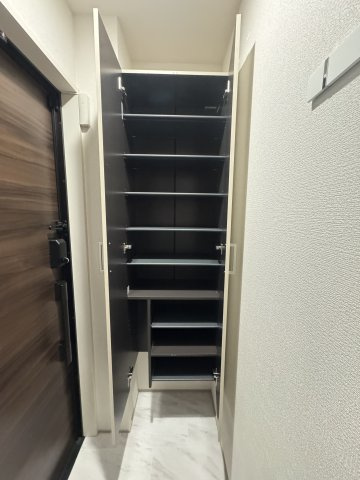 ASHA NOORの収納