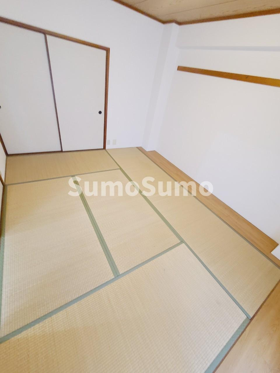 白鷹松下町マンションの和室