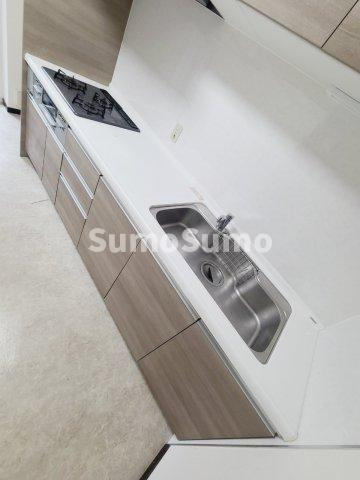 白鷹松下町マンションのキッチン
