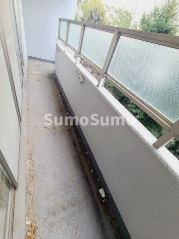 白鷹松下町マンションのバルコニー
