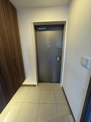 リベール東灘青木の玄関