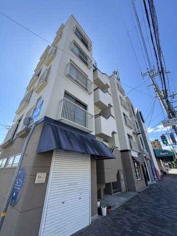 ドエル岡本の外観