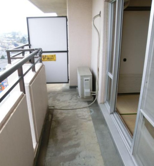 松戸市馬橋の賃貸マンションのバルコニー|※別部屋参考写真