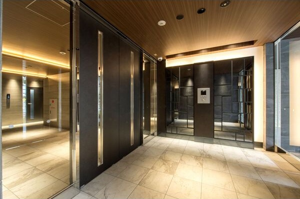 S-RESIDENCE熱田のエントランス
