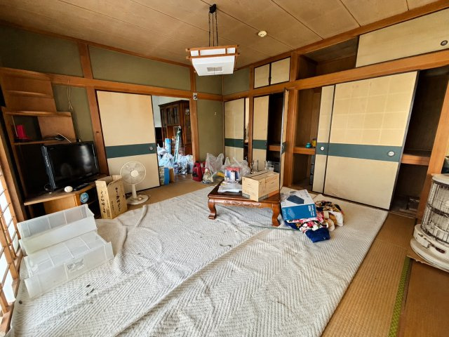 山武市白幡　中古戸建の洋室